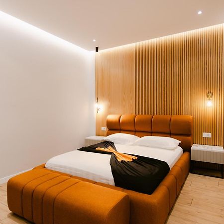Hotel Olsi Sarandë エクステリア 写真