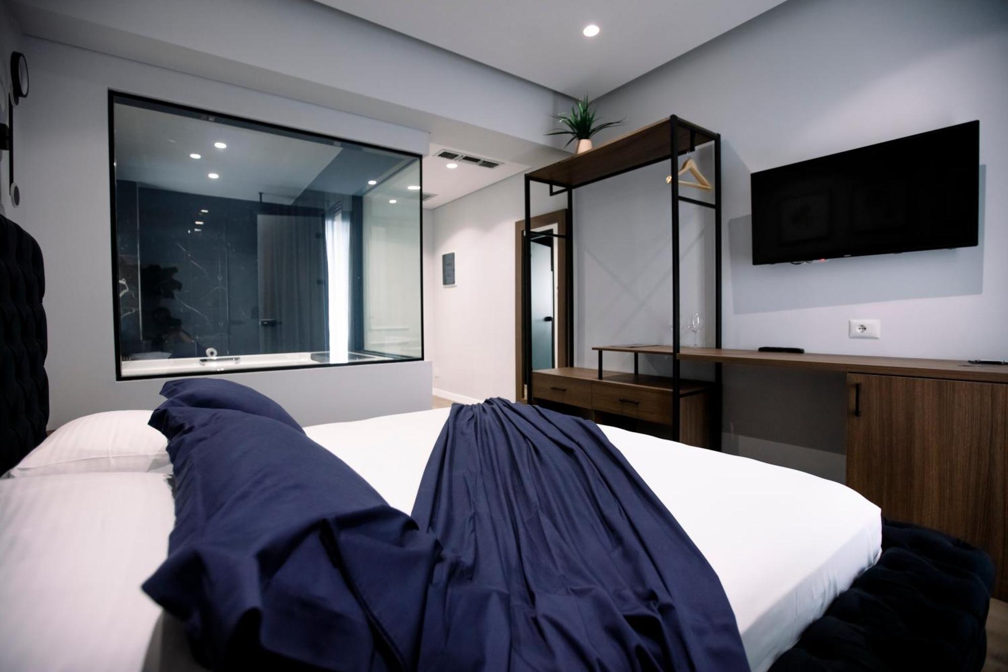 Hotel Olsi Sarandë エクステリア 写真