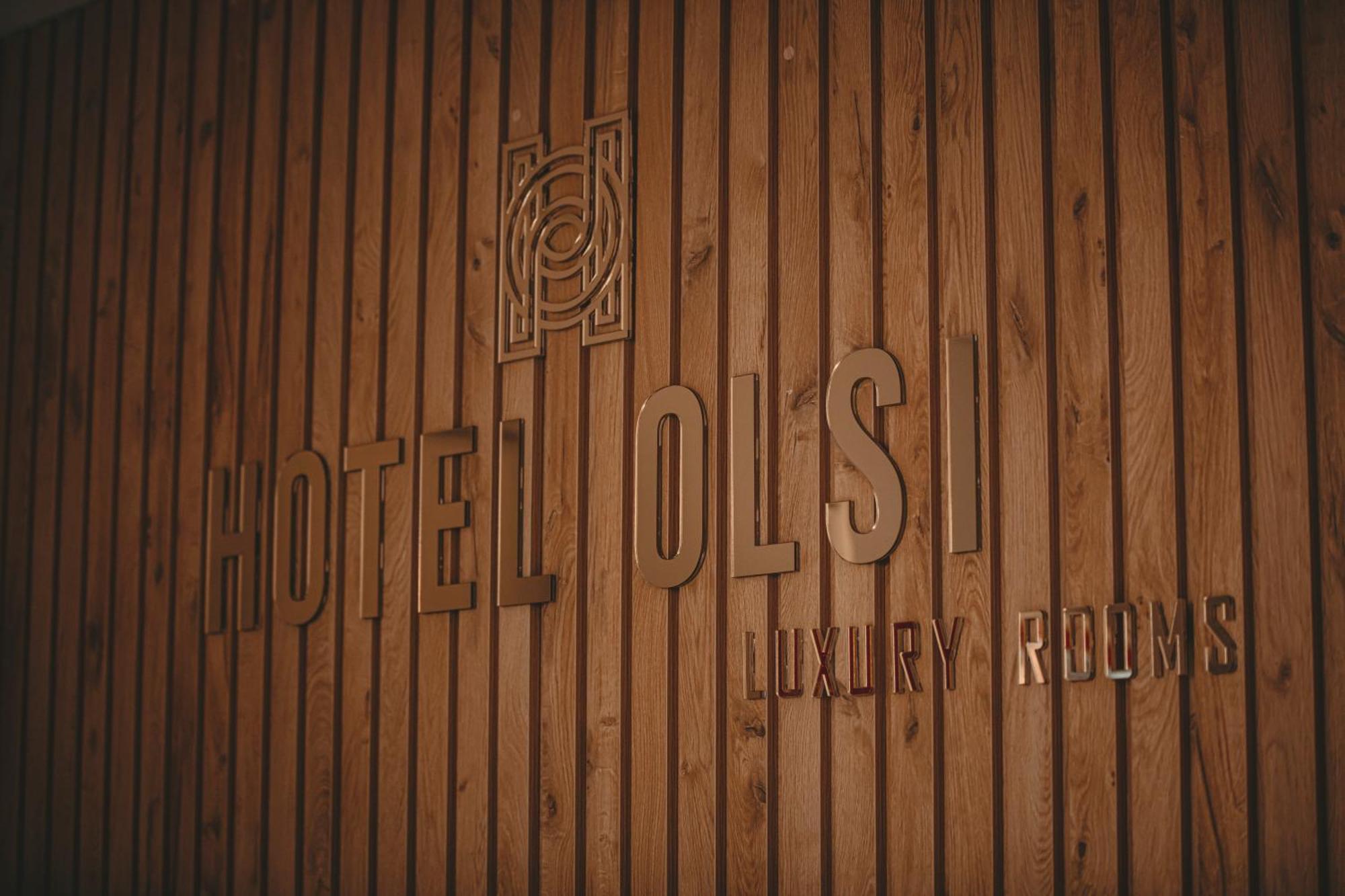 Hotel Olsi Sarandë エクステリア 写真