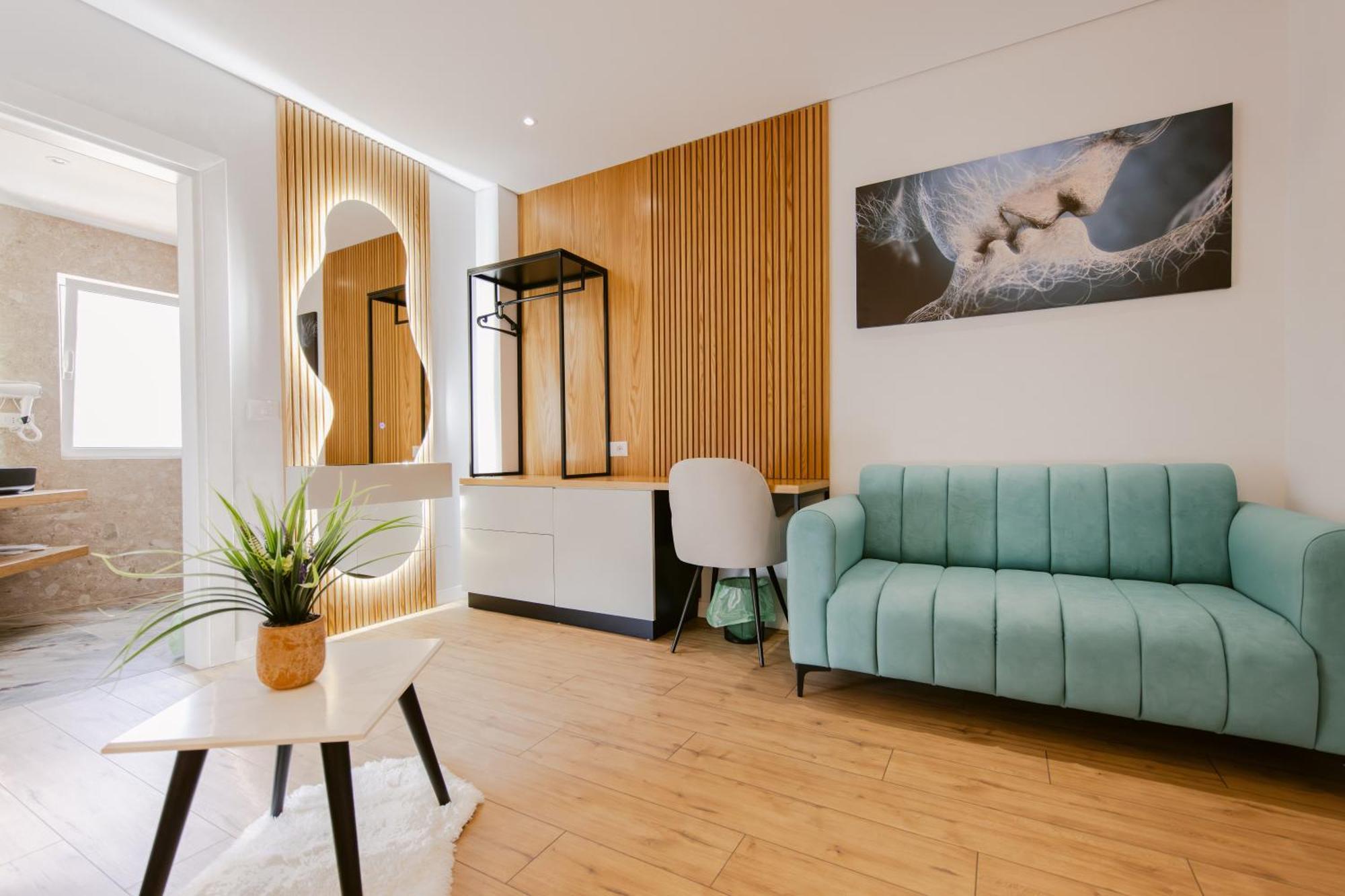 Hotel Olsi Sarandë エクステリア 写真